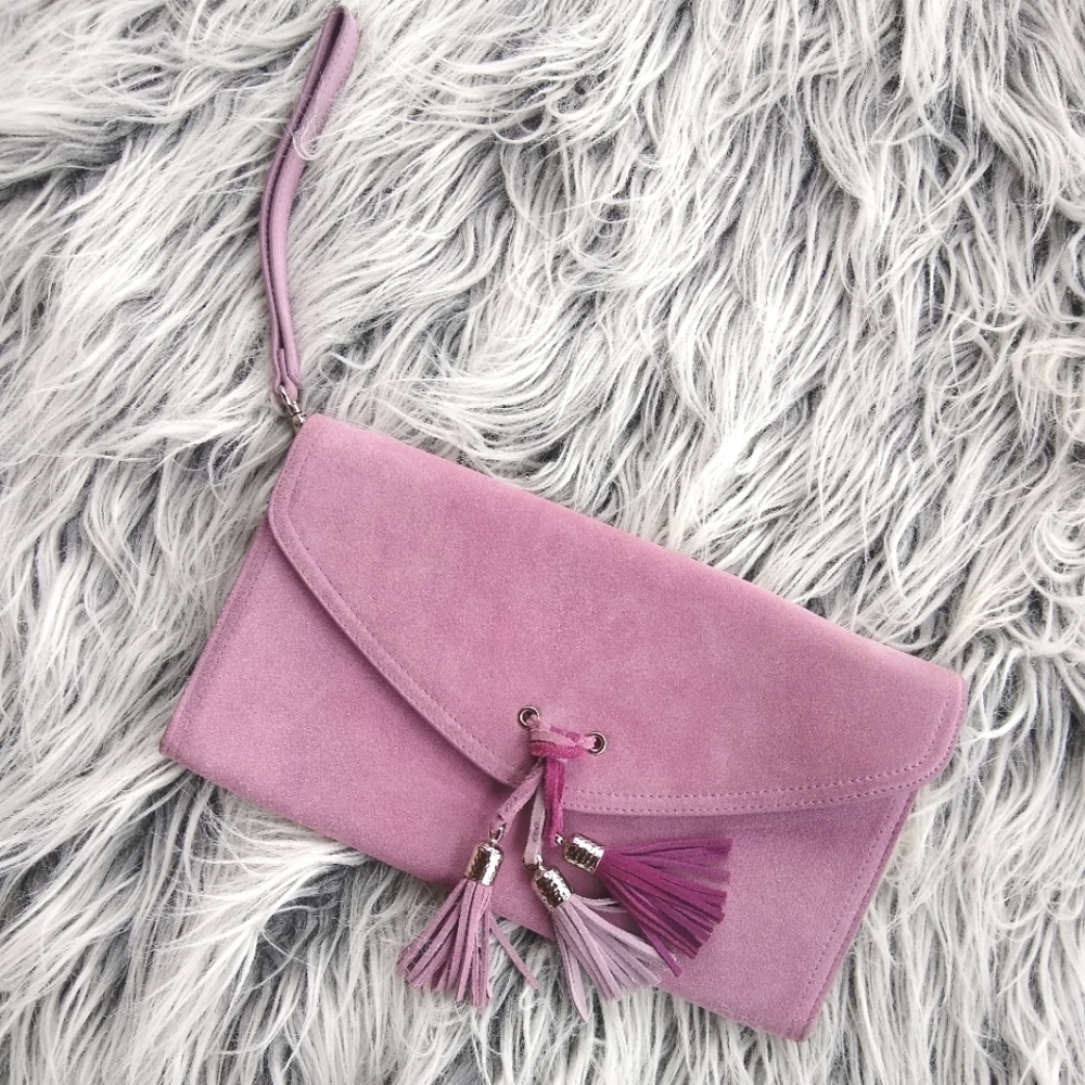 𝅺WHBM purple suede clutch wristlet